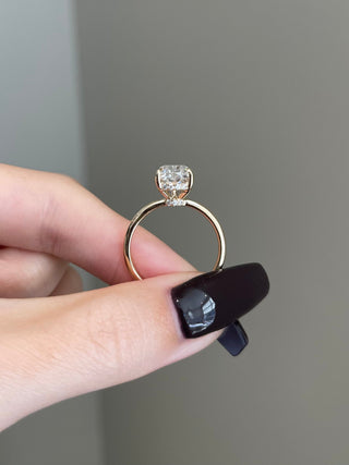 2.0 CT Pear Cut Solitaire Classic Moissanite Engagement Ring close up