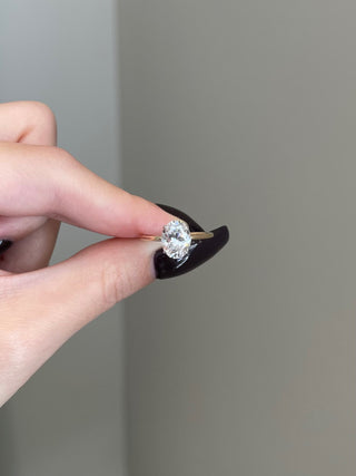 2.0 CT Oval Brilliant Solitaire Moissanite Engagement Ring front view