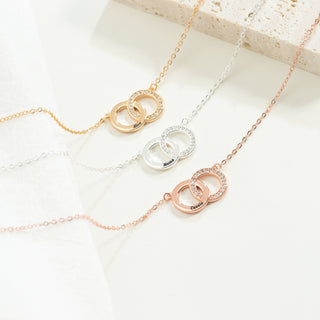 Round Cut Diamond Interlocking Circle Necklace for Her