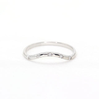0.80 TCW Round Cut Flush Set Curved Moissanite Diamond Wedding Band