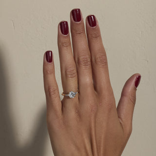 1.0ct Round Cut Three Stone Diamond Engagement Ring