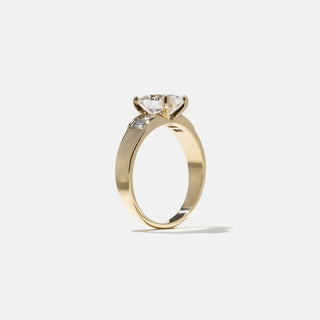 1.50ct Oval Cut Diamond Unique Five Stone Band Engagement Ring