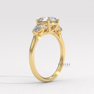 Round shape moissanite ring with polished sparkle
