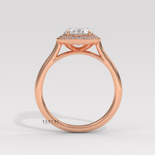 Brilliant Halo Solitaire Oval Cut Moissanite Engagement Ring close-up of the centre stone