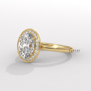 Elegant Halo Solitaire Oval Cut Moissanite Engagement Ring band detail