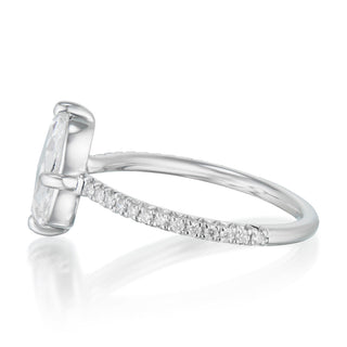 rose cut moissanite engagement ring oval diamond band detail