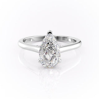 2.0 CT Pear Cut Solitaire Halo Moissanite Engagement Ring sparkle view