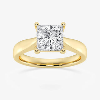 Stunning 1.0ct princess solitaire moissanite ring close up of the setting