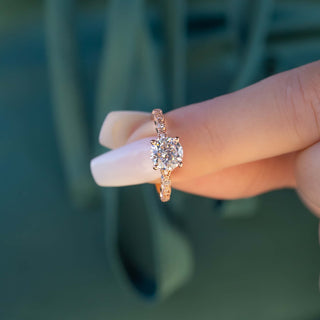 1.50 CT Round Cut Solitaire Halo Moissanite Engagement Ring close up