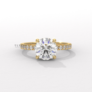 Round brilliant moissanite engagement ring front view