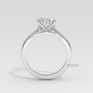 Elegant oval solitaire moissanite ring design