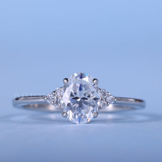 2.0 CT Oval Brilliant Cut Cluster Moissanite Engagement Ring front view