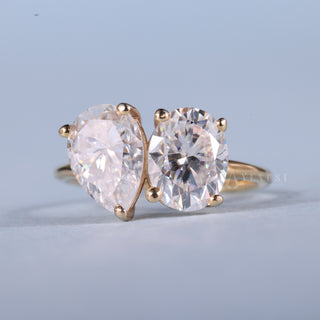 1.0CT Pear & Oval Moissanite Diamond Unique Toi Et Moi Engagement Ring