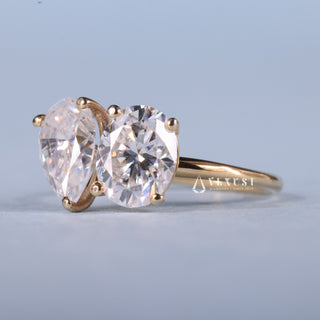 1.0CT Pear & Oval Moissanite Diamond Unique Toi Et Moi Engagement Ring
