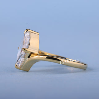 Stunning 1.0ct marquise moissanite ring side profile view