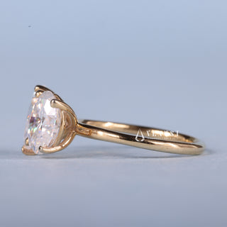 1.0CT Pear & Oval Moissanite Diamond Unique Toi Et Moi Engagement Ring