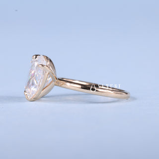 Radiant 1.0ct emerald moissanite ring side profile view