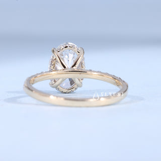 Stunning 2.50ct oval hidden halo moissanite ring close up of the setting