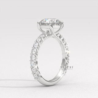 Rose gold round cut moissanite ring detail view