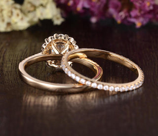 Graceful 0.75ct round halo moissanite ring detail view of the band